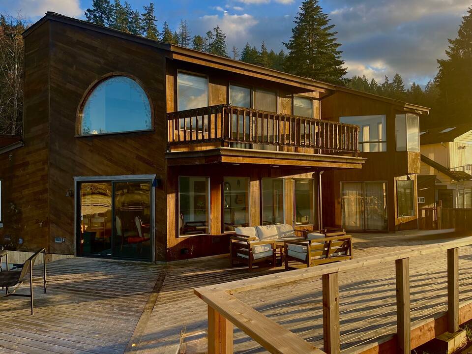 Hood Canal Waterfront Home w/ Private Dock & Beach